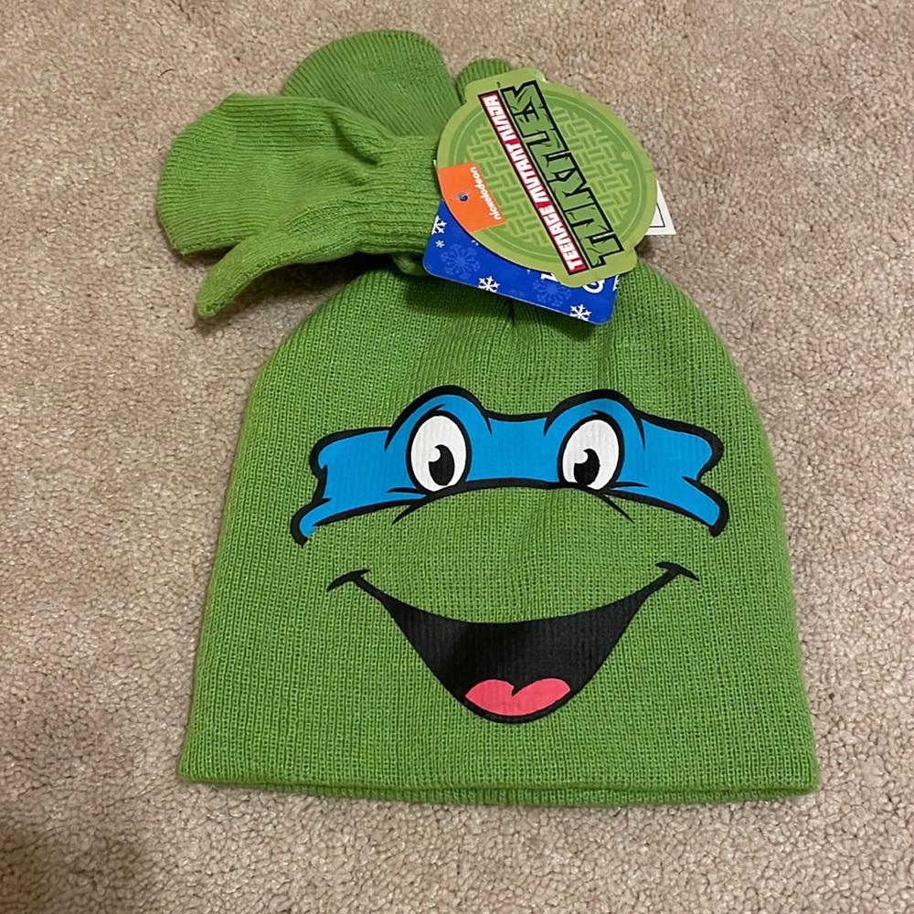 Ninja Turtles Hat and Gloves